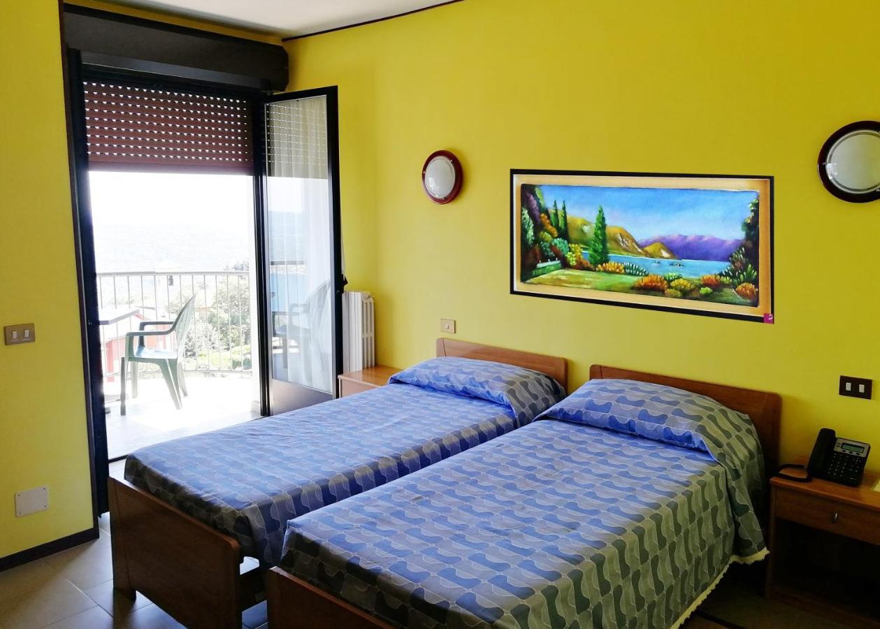 Residence Villa Margherita B&B Nebbiuno エクステリア 写真